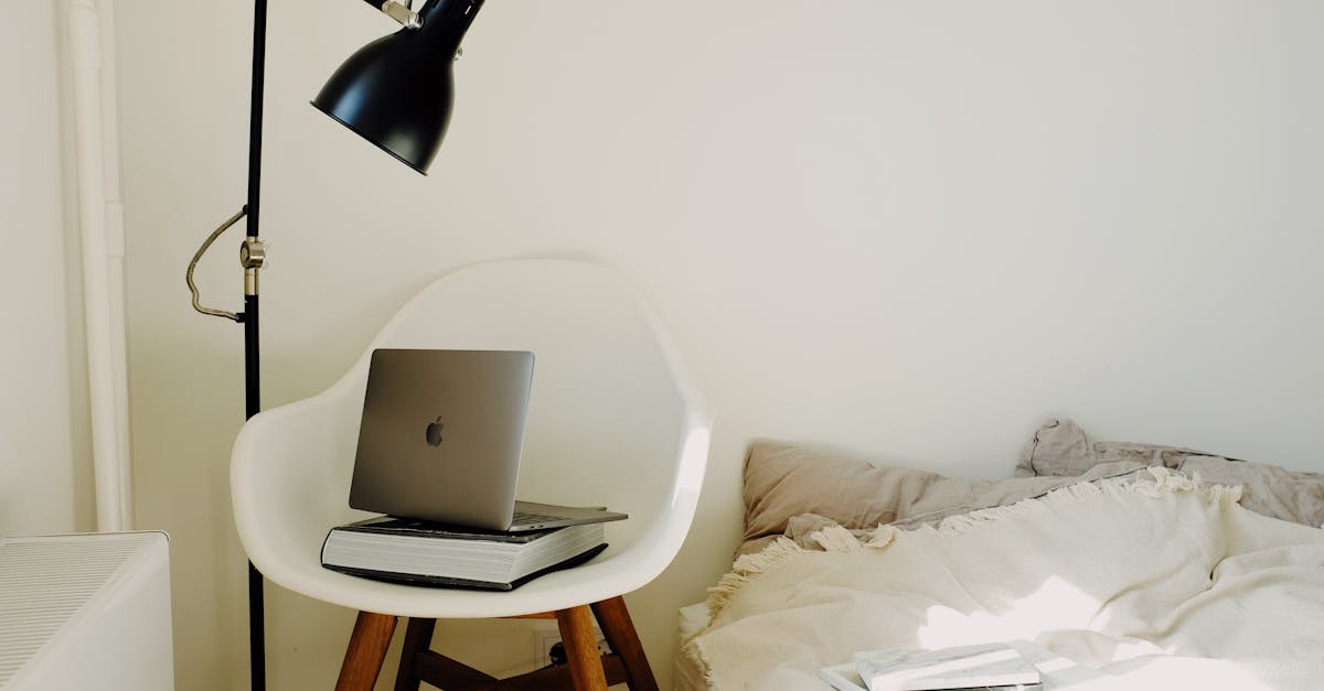 découvrez les avantages et inconvénients des lits électriques pour choisir le confort adapté à vos besoins de sommeil et de soin.