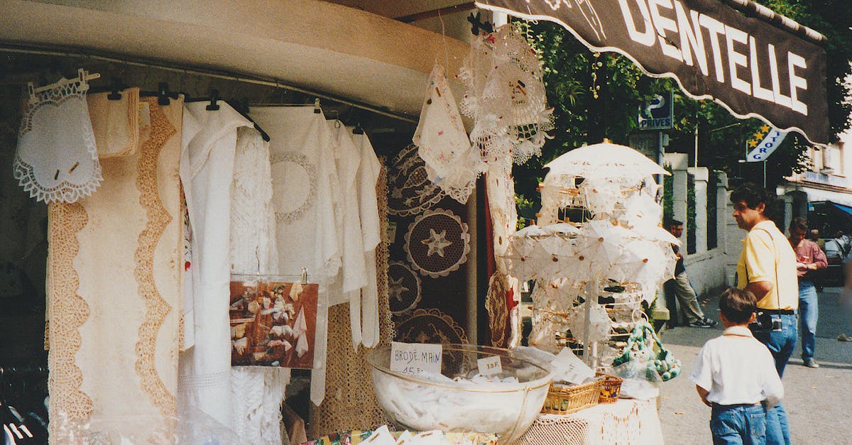 découvrez la richesse de la tradition textile française, alliant savoir-faire ancestral et innovation contemporaine pour des créations uniques.