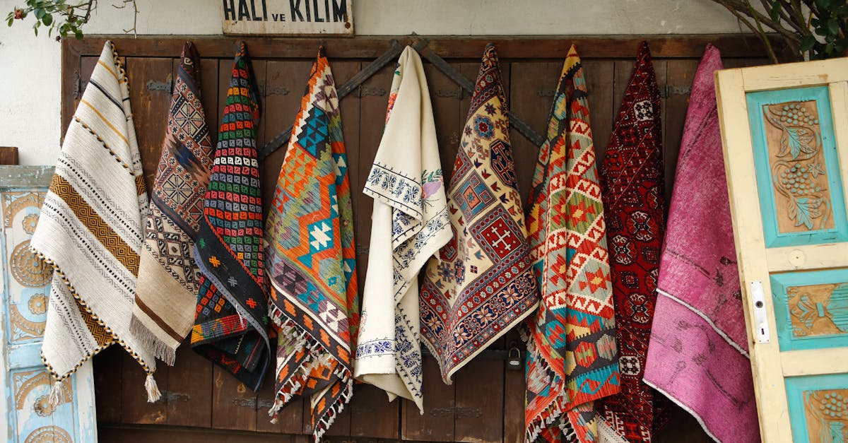 découvrez le patrimoine textile, une richesse culturelle qui raconte l'histoire des tissus, des savoir-faire et des traditions artisanales à travers les âges.